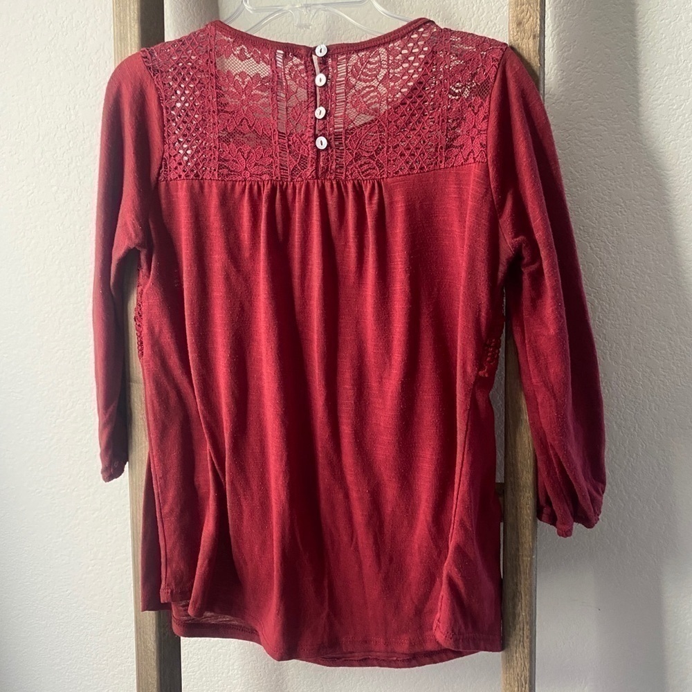 Xhiliration - Red quarter sleeve blouse - size s